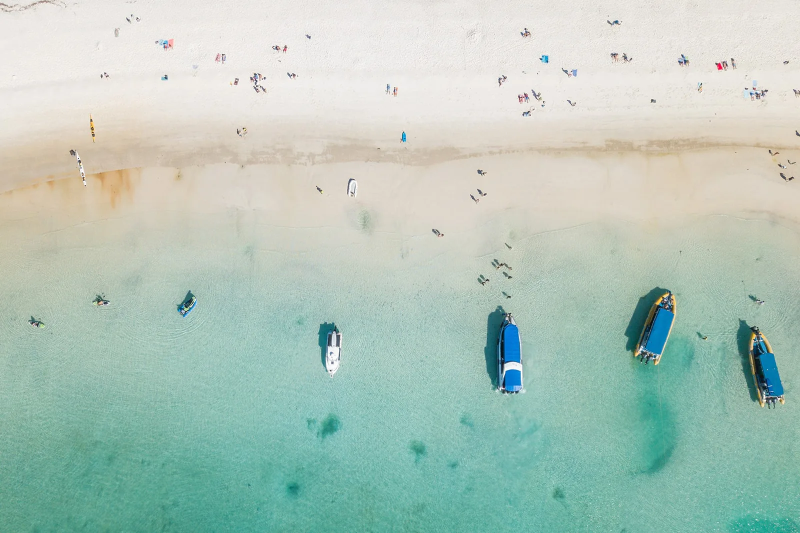 Natural colour wedding photography